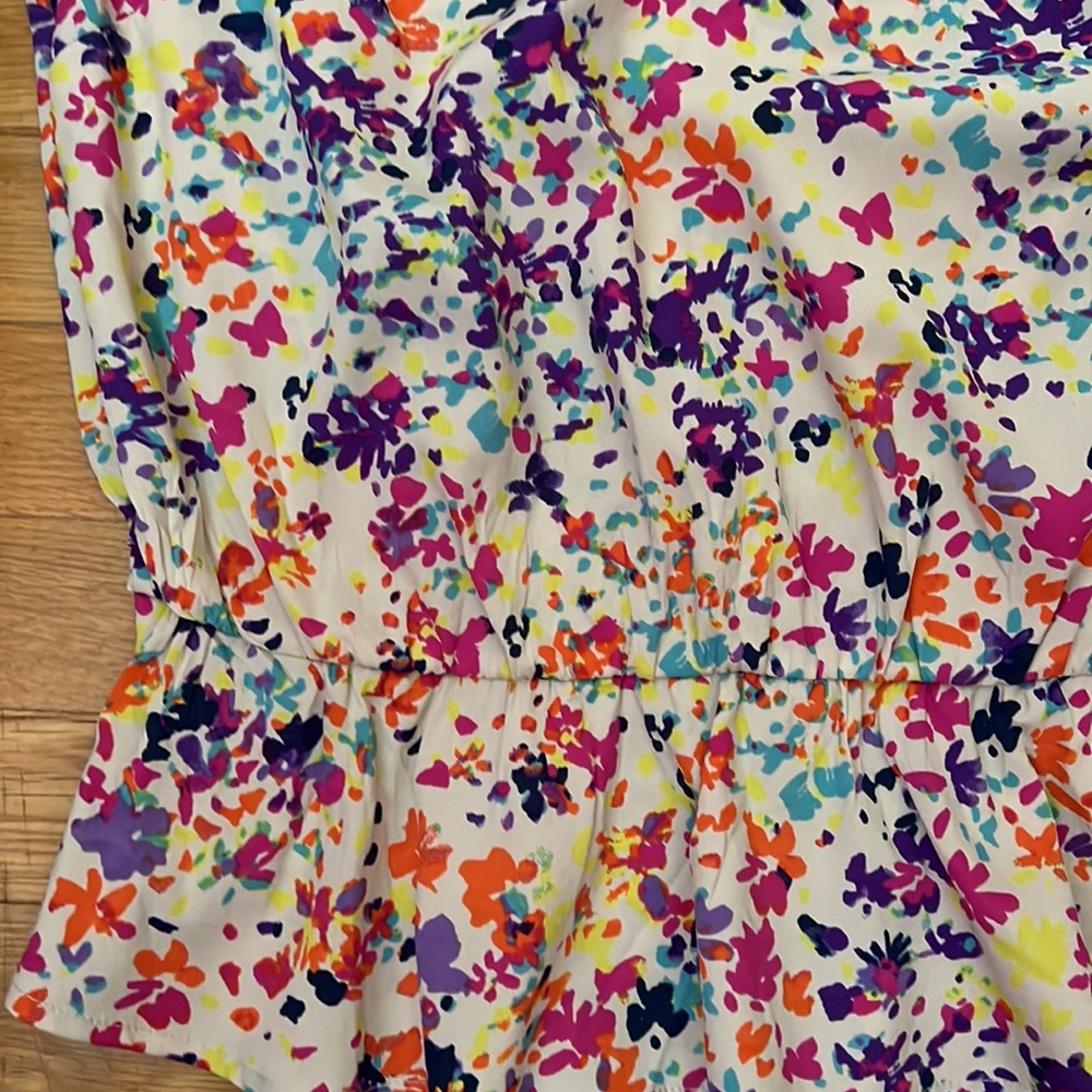 Jessica Simpson blouse - Picture 2 of 3